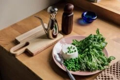 Ferm LIVING Pebble Grinder, Dark Brown 13 Ferm LIVING Pebble Grinder, Dark Brown -Selected Kitchenware Store 3 pastaa helmikuu 23 7