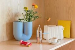 Alessi Sottsass Corkscrew, Red - Pink - Yellow -Selected Kitchenware Store FDS ruoka Alessi13