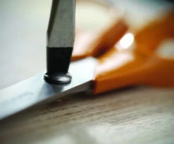 Fiskars Classic Professional Scissors, 25 Cm -Selected Kitchenware Store Fiskars Kitchen Service Care Classic scissors screw