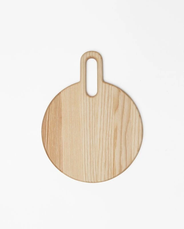 Hanna Saari Halikko Cutting Board, Round, Ash 4 Hanna Saari Halikko Cutting Board, Round, Ash - Image 2
