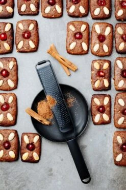 Microplane Black Sheep Series Zester Grater 13 Microplane Black Sheep Series Zester Grater -Selected Kitchenware Store Microplane Black Sheep 43020 Zester Gingerbread 07