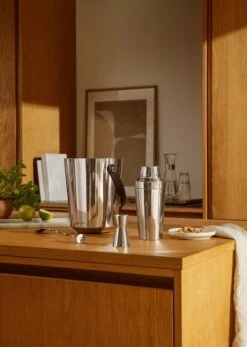 Rosendahl Grand Cru Shaker -Selected Kitchenware Store ROS 18730 18731 18732 18733 25343 25043 20709 01 3