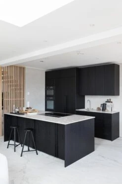 Alessi Plissé Electric Kettle 1,7 L, Black -Selected Kitchenware Store Z7A8254