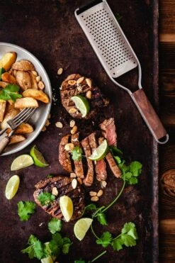 Microplane Master Series Coarse Grater -Selected Kitchenware Store mp Master Series Coarse Blade horseradish marinade BBQ beef 28529