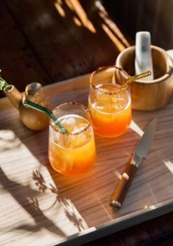 Normann Copenhagen Craft Mortar And Pestle, White 8 Normann Copenhagen Craft Mortar And Pestle, White -Selected Kitchenware Store taco Ruoka1